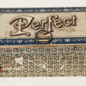 Коробка с типографическим шрифтом «Perfect». Начало ХХ в.